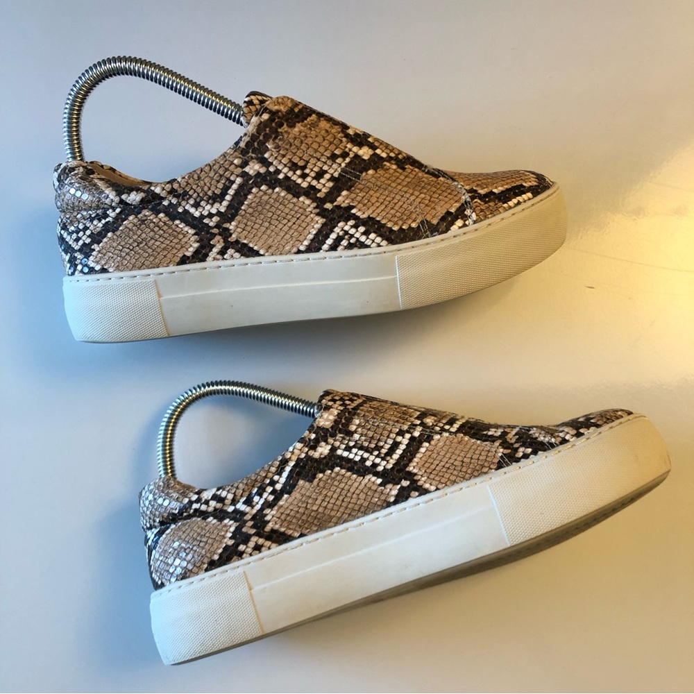 * J/Slides Snakeskin Print Unisex Slip-On Women’s… - image 4